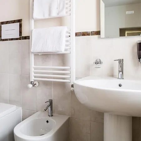 ゲストハウス Casa Angelica ボローニャ